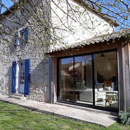 La Maison Des Escargots Blanzay Buitenkant foto
